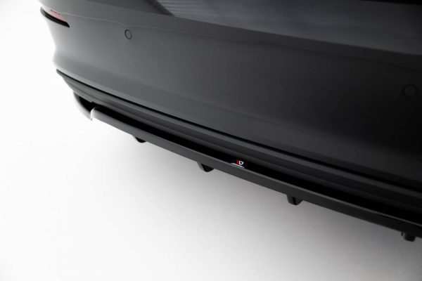 Audi A3 Sedan 8Y - Difusor traseiro | AU-A3-8Y-S-RD1G+RD2G | Produto Maxton Design distribuído por Unicartuning. Audi A3 Sedan 8Y - Difusor traseiro | AU-A3-8Y-S-RD1G+RD2G | Produto Maxton Design distribuído por Unicartuning.