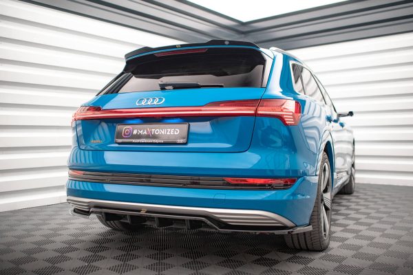Audi E-tron - Difusor traseiro | AU-ETRON-1-RD1G+RD2G | Produto Maxton Design distribuído por Unicartuning. Audi E-tron - Difusor traseiro | AU-ETRON-1-RD1G+RD2G | Produto Maxton Design distribuído por Unicartuning.