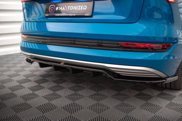 Audi E-tron - Difusor traseiro | AU-ETRON-1-RD1G+RD2G | Produto Maxton Design distribuído por Unicartuning. Audi E-tron - Difusor traseiro | AU-ETRON-1-RD1G+RD2G | Produto Maxton Design distribuído por Unicartuning.
