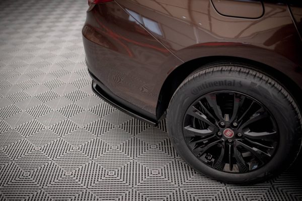 Fiat Tipo S-design Sw - Difusor traseiro | FI-TI-1-S-RD1G+RD2G | Produto Maxton Design distribuído por Unicartuning. Fiat Tipo S-design Sw - Difusor traseiro | FI-TI-1-S-RD1G+RD2G | Produto Maxton Design distribuído por Unicartuning.