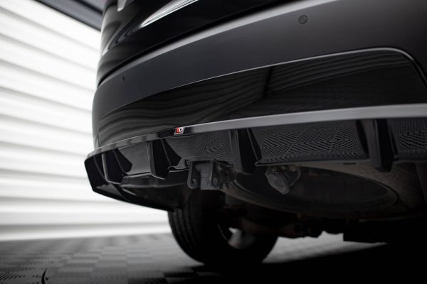 Land Rover Discovery Hse Mk5 - Difusor traseiro | LR-DISCO-5-HSE-RD1G+RD2G | Produto Maxton Design distribuído por Unicartuning. Land Rover Discovery Hse Mk5 - Difusor traseiro | LR-DISCO-5-HSE-RD1G+RD2G | Produto Maxton Design distribuído por Unicartuning.