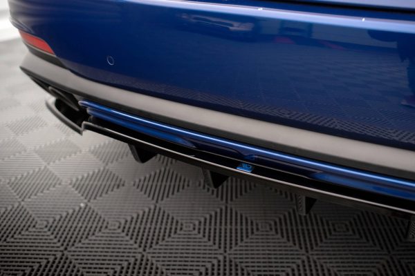 Maserati Levante GTS / Trofeo Mk1 - Difusor traseiro | MS-LE-1-GTS-RD1G+RD2G | Produto Maxton Design distribuído por Unicartuning. Maserati Levante GTS / Trofeo Mk1 - Difusor traseiro | MS-LE-1-GTS-RD1G+RD2G | Produto Maxton Design distribuído por Unicartuning.