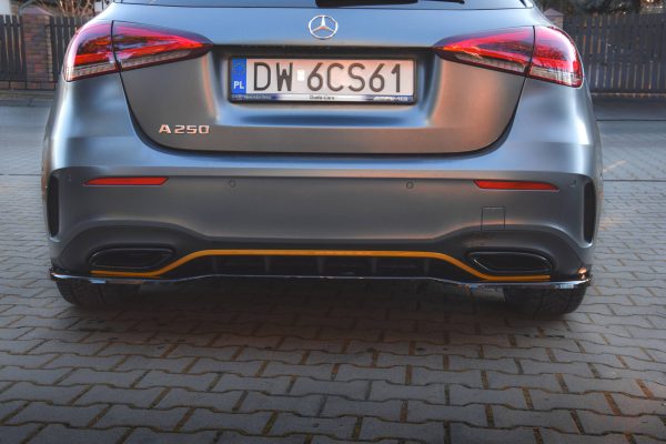 Mercedes-Benz A35 AMG / AMG-line W177 - Difusor traseiro | ME-A-177-AMGLINE-RD1G+RD2G | Produto Maxton Design distribuído por Unicartuning. Mercedes-Benz A35 AMG / AMG-line W177 - Difusor traseiro | ME-A-177-AMGLINE-RD1G+RD2G | Produto Maxton Design distribuído por Unicartuning.