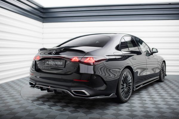 Mercedes-Benz E AMG-line W214 - Difusor traseiro | ME-E-214-AMGLINE-RD1G+RD2G | Produto Maxton Design distribuído por Unicartuning.