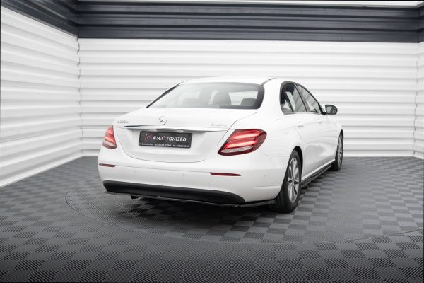 Mercedes-Benz E W213 - Difusor traseiro | ME-E-213-RD2G+RD3G | Produto Maxton Design distribuído por Unicartuning. Mercedes-Benz E W213 - Difusor traseiro | ME-E-213-RD2G+RD3G | Produto Maxton Design distribuído por Unicartuning.