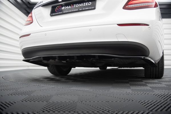 Mercedes-Benz E W213 - Difusor traseiro | ME-E-213-RD2G+RD3G | Produto Maxton Design distribuído por Unicartuning. Mercedes-Benz E W213 - Difusor traseiro | ME-E-213-RD2G+RD3G | Produto Maxton Design distribuído por Unicartuning.