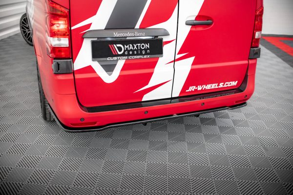 Mercedes-Benz Vito Extra Long W447 (facelift) / V Extra Long W447 (facelift) - Difusor traseiro | ME-VI-W447F-RD1G+RD2G | Produto Maxton Design distribuído por Unicartuning. Mercedes-Benz Vito Extra Long W447 (facelift) / V Extra Long W447 (facelift) - Difusor traseiro | ME-VI-W447F-RD1G+RD2G | Produto Maxton Design distribuído por Unicartuning.