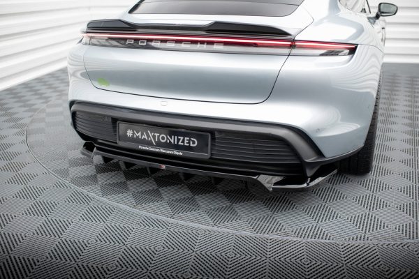 Porsche Taycan Sport Design / Taycan 4 Sport Design / Taycan 4s Design / Taycan GTS Sport Design Mk1 - Difusor traseiro | PO-TAY-1-RD1G+RD2G | Produto Maxton Design distribuído por Unicartuning. Porsche Taycan Sport Design / Taycan 4 Sport Design / Taycan 4s Design / Taycan GTS Sport Design Mk1 - Difusor traseiro | PO-TAY-1-RD1G+RD2G | Produto Maxton Design distribuído por Unicartuning.