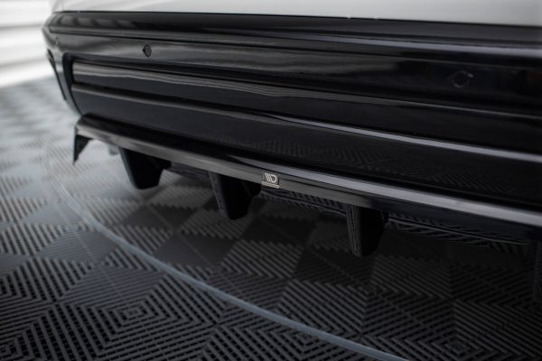 Rolls Royce Cullinan - Difusor traseiro | RR-CU-1-RD1G+RD2G | Produto Maxton Design distribuído por Unicartuning. Rolls Royce Cullinan - Difusor traseiro | RR-CU-1-RD1G+RD2G | Produto Maxton Design distribuído por Unicartuning.