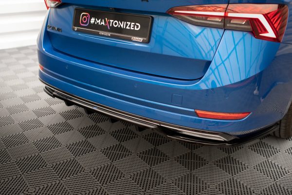 Skoda Rapid - Difusor traseiro | SK-OC-4-SL-K-RD1G+RD2G | Produto Maxton Design distribuído por Unicartuning.