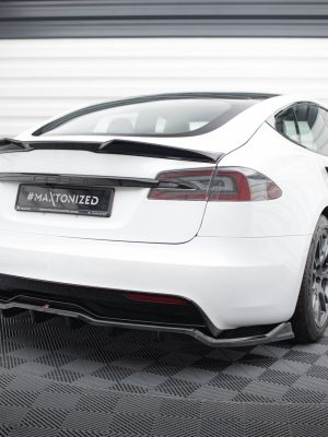 Tesla Model S Plaid Mk1 (facelift) - Difusor traseiro V.1 | TE-MODELS-1F2-PL-RD1G+RD3G | Produto Maxton Design distribuído por Unicartuning. Tesla Model S Plaid Mk1 (facelift) - Difusor traseiro V.1 | TE-MODELS-1F2-PL-RD1G+RD3G | Produto Maxton Design distribuído por Unicartuning.