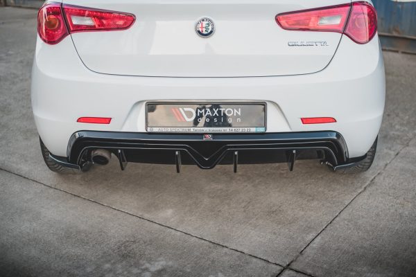 Alfa Romeo Giulietta - Difusor (versão simples) | AL-GU-1F-RS1GO__ | Produto Maxton Design distribuído por Unicartuning. Alfa Romeo Giulietta - Difusor (versão simples) | AL-GU-1F-RS1GO__ | Produto Maxton Design distribuído por Unicartuning.