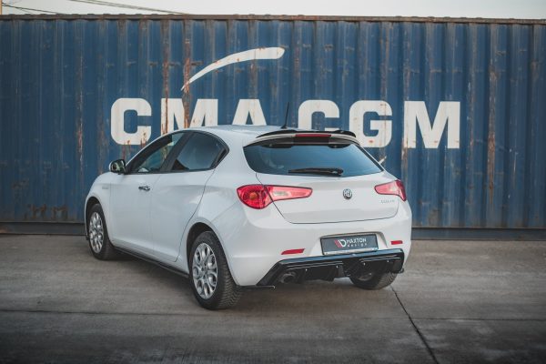 Alfa Romeo Giulietta - Difusor (versão simples) | AL-GU-1F-RS1GO__ | Produto Maxton Design distribuído por Unicartuning. Alfa Romeo Giulietta - Difusor (versão simples) | AL-GU-1F-RS1GO__ | Produto Maxton Design distribuído por Unicartuning.