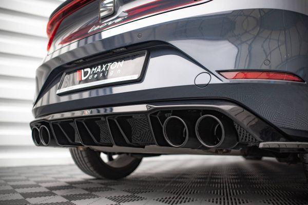 Seat Leon FR Hatchback Mk4 - Difusor + imitação saídas de escape | SE-LE-4-FR-RS1G+CHROME | Produto Maxton Design distribuído por Unicartuning. Seat Leon FR Hatchback Mk4 - Difusor + imitação saídas de escape | SE-LE-4-FR-RS1G+CHROME | Produto Maxton Design distribuído por Unicartuning.