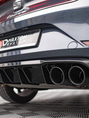 Seat Leon FR Hatchback Mk4 - Difusor + imitação saídas de escape | SE-LE-4-FR-RS1G+BLACK | Produto Maxton Design distribuído por Unicartuning.
