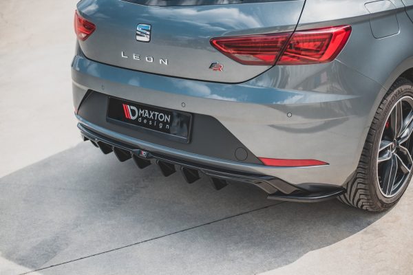 Seat Leon Mk3 FR (facelift) - Difusor | SE-LE-3F-FR-RS1G | Produto Maxton Design distribuído por Unicartuning. Seat Leon Mk3 FR (facelift) - Difusor | SE-LE-3F-FR-RS1G | Produto Maxton Design distribuído por Unicartuning.