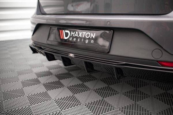 Seat Leon FR Sportstourer Mk3 - Difusor | SE-LE-3-FR-ST-RS1G | Produto Maxton Design distribuído por Unicartuning. Seat Leon FR Sportstourer Mk3 - Difusor | SE-LE-3-FR-ST-RS1G | Produto Maxton Design distribuído por Unicartuning.