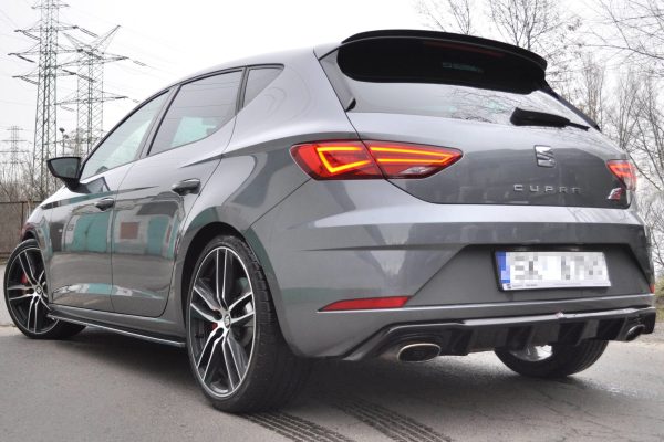 Seat Leon Cupra Mk3 Fl Hatchback - Difusor V.1 | SE-LE-3F-CU-RS1G | Produto Maxton Design distribuído por Unicartuning. Seat Leon Cupra Mk3 Fl Hatchback - Difusor V.1 | SE-LE-3F-CU-RS1G | Produto Maxton Design distribuído por Unicartuning.