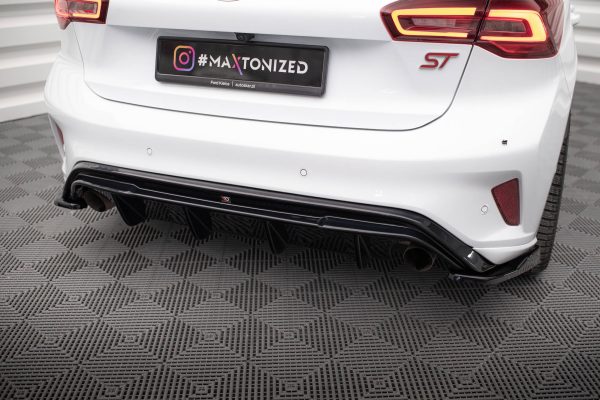 Ford Focus ST Mk4 - Difusor V.3 | FO-FO-4-ST-RS2G | Produto Maxton Design distribuído por Unicartuning. Ford Focus ST Mk4 - Difusor V.3 | FO-FO-4-ST-RS2G | Produto Maxton Design distribuído por Unicartuning.