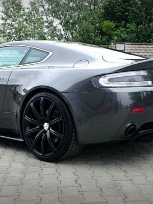 Aston Martin V8 Vantage - Embaladeiras | AM-V8-VA-1-SD1G | Produto Maxton Design distribuído por Unicartuning.