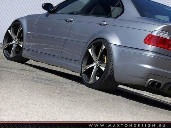BMW 3 E46 - 4 Door Saloon < M3 Look > - Embaladeiras | BM-3-46-S1SA | Produto Maxton Design distribuído por Unicartuning. BMW 3 E46 - 4 Door Saloon < M3 Look > - Embaladeiras | BM-3-46-S1SA | Produto Maxton Design distribuído por Unicartuning.
