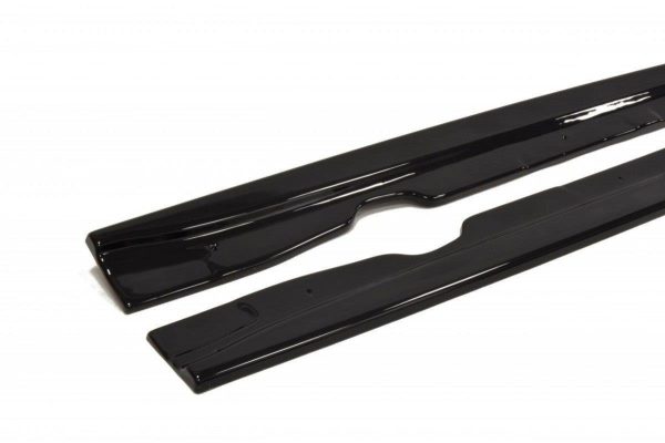 BMW M3 E92 - Lâminas para embaladeiras | BM-3-92-M-SD1G | Produto Maxton Design distribuído por Unicartuning. BMW M3 E92 - Lâminas para embaladeiras | BM-3-92-M-SD1G | Produto Maxton Design distribuído por Unicartuning.