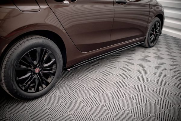 Ford C-max Mk2 - Lâminas para embaladeiras | FI-TI-1-S-SW-SD1G | Produto Maxton Design distribuído por Unicartuning. Ford C-max Mk2 - Lâminas para embaladeiras | FI-TI-1-S-SW-SD1G | Produto Maxton Design distribuído por Unicartuning.