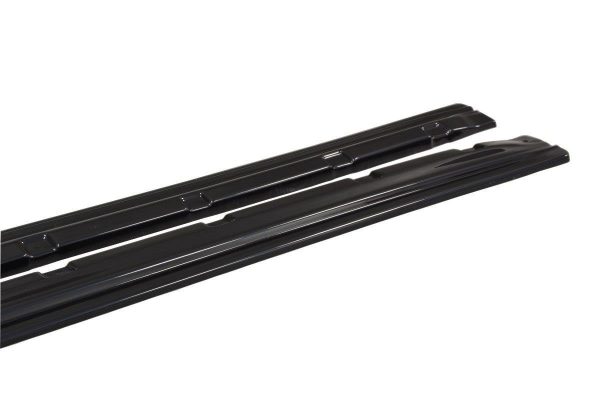 Hyundai I30 Mk3 Hatchback - Lâminas para embaladeiras | HY-I30-2-SD1G | Produto Maxton Design distribuído por Unicartuning. Hyundai I30 Mk3 Hatchback - Lâminas para embaladeiras | HY-I30-2-SD1G | Produto Maxton Design distribuído por Unicartuning.