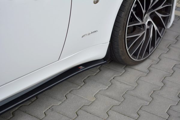 Maserati Quattroport e Mk6 - Lâminas para embaladeiras | MS-QP-5-SD1G | Produto Maxton Design distribuído por Unicartuning. Maserati Quattroport e Mk6 - Lâminas para embaladeiras | MS-QP-5-SD1G | Produto Maxton Design distribuído por Unicartuning.