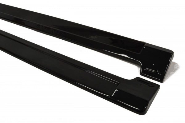 Maserati Ghibli Mk3 - Lâminas para embaladeiras | MA-CX-7-SD1G | Produto Maxton Design distribuído por Unicartuning. Maserati Ghibli Mk3 - Lâminas para embaladeiras | MA-CX-7-SD1G | Produto Maxton Design distribuído por Unicartuning.