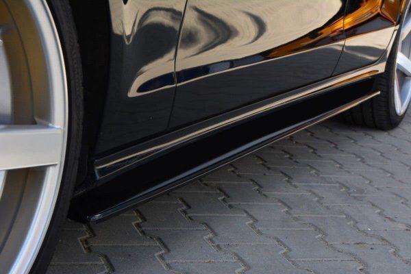Mercedes-Benz Cls C219 - Lâminas para embaladeiras | ME-CLS-218-SD1G | Produto Maxton Design distribuído por Unicartuning. Mercedes-Benz Cls C219 - Lâminas para embaladeiras | ME-CLS-218-SD1G | Produto Maxton Design distribuído por Unicartuning.