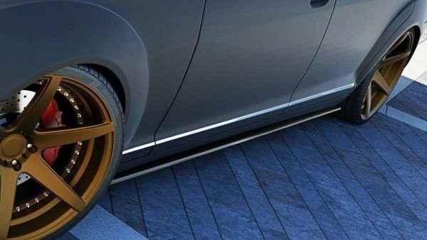 Mercedes-Benz T W420 - Lâminas para embaladeiras | ME-S-W221-SD1G | Produto Maxton Design distribuído por Unicartuning. Mercedes-Benz T W420 - Lâminas para embaladeiras | ME-S-W221-SD1G | Produto Maxton Design distribuído por Unicartuning.
