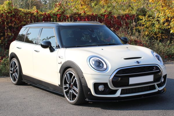 Mini Cooper Countryman R60 (facelift) - Lâminas para embaladeiras | MC-CM-2-S-JCW-SD1G | Produto Maxton Design distribuído por Unicartuning. Mini Cooper Countryman R60 (facelift) - Lâminas para embaladeiras | MC-CM-2-S-JCW-SD1G | Produto Maxton Design distribuído por Unicartuning.