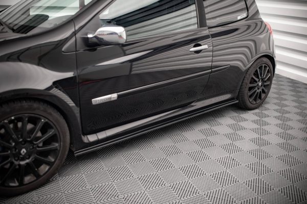 Renault Clio Mk4 - Lâminas para embaladeiras | RE-CL-3-RS-SD1G | Produto Maxton Design distribuído por Unicartuning. Renault Clio Mk4 - Lâminas para embaladeiras | RE-CL-3-RS-SD1G | Produto Maxton Design distribuído por Unicartuning.