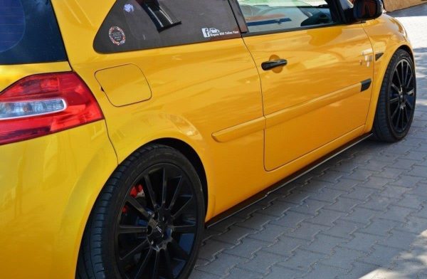Renault Megane GT Line Grandtour Mk3 (facelift) - Lâminas para embaladeiras | RE-ME-2-RS-SD1G | Produto Maxton Design distribuído por Unicartuning. Renault Megane GT Line Grandtour Mk3 (facelift) - Lâminas para embaladeiras | RE-ME-2-RS-SD1G | Produto Maxton Design distribuído por Unicartuning.