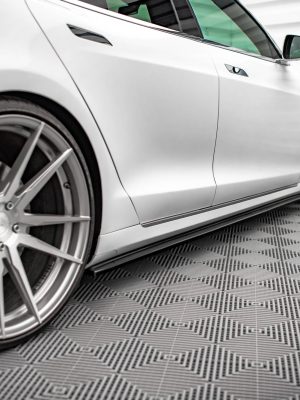 Tesla Model X Mk1 (facelift) - Lâminas para embaladeiras | TE-MODELS-1F-SD1G | Produto Maxton Design distribuído por Unicartuning. Tesla Model X Mk1 (facelift) - Lâminas para embaladeiras | TE-MODELS-1F-SD1G | Produto Maxton Design distribuído por Unicartuning.