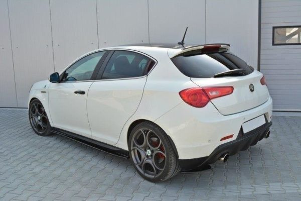 Alfa Romeo Giulietta - Lâminas para Embaladeiras V.1 | AL-GU-1-SD1G | Produto Maxton Design distribuído por Unicartuning. Alfa Romeo Giulietta - Lâminas para Embaladeiras V.1 | AL-GU-1-SD1G | Produto Maxton Design distribuído por Unicartuning.