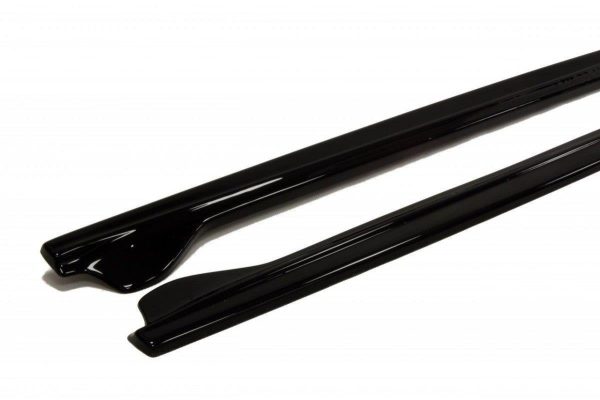 Golf 4 - Lâminas para embaladeiras | VW-GO-4-R32-SD1G | Produto Maxton Design distribuído por Unicartuning.