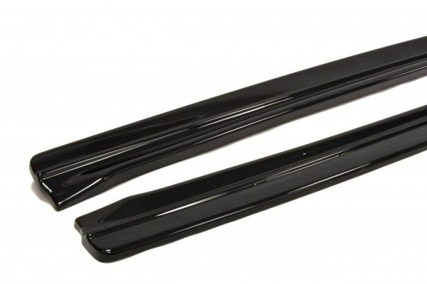 Volkswagen Passat CC Standard - Lâminas para embaladeiras | VW-PA-CC-R-LINE-SD1G | Produto Maxton Design distribuído por Unicartuning. Volkswagen Passat CC Standard - Lâminas para embaladeiras | VW-PA-CC-R-LINE-SD1G | Produto Maxton Design distribuído por Unicartuning.