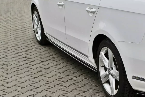 Volkswagen Passat R-line B7 Variant - Lâminas para embaladeiras | VW-PA-B7-RLINE-SD1G | Produto Maxton Design distribuído por Unicartuning. Volkswagen Passat R-line B7 Variant - Lâminas para embaladeiras | VW-PA-B7-RLINE-SD1G | Produto Maxton Design distribuído por Unicartuning.
