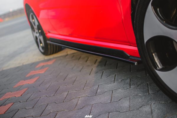Volkswagen Polo Mk5 - Lâminas para embaladeiras | VW-PO-5-GTI-SD1G | Produto Maxton Design distribuído por Unicartuning.