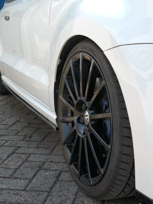 Volkswagen Polo GTI Mk6 (facelift) - Lâminas para embaladeiras | VW-PO-5-WRC-SD1G | Produto Maxton Design distribuído por Unicartuning.