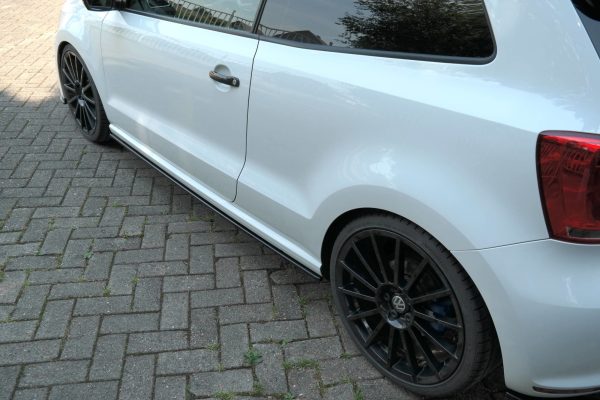 Volkswagen Polo GTI Mk6 (facelift) - Lâminas para embaladeiras | VW-PO-5-WRC-SD1G | Produto Maxton Design distribuído por Unicartuning.