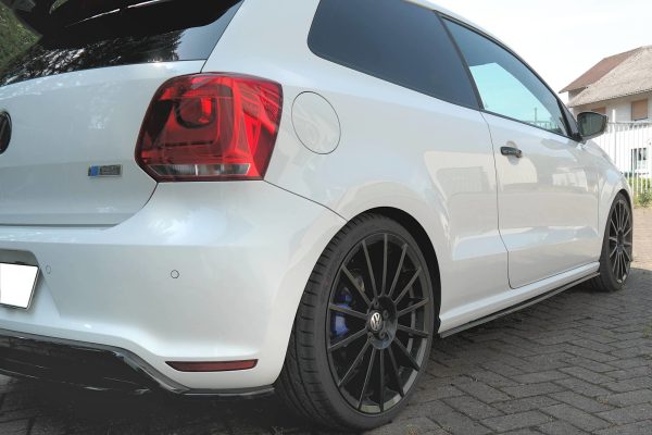 Volkswagen Polo GTI Mk6 (facelift) - Lâminas para embaladeiras | VW-PO-5-WRC-SD1G | Produto Maxton Design distribuído por Unicartuning.