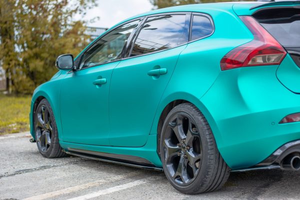 Volvo V40 - Lâminas para embaladeiras | VO-V40-2-RDESIGN-SD1G | Produto Maxton Design distribuído por Unicartuning.