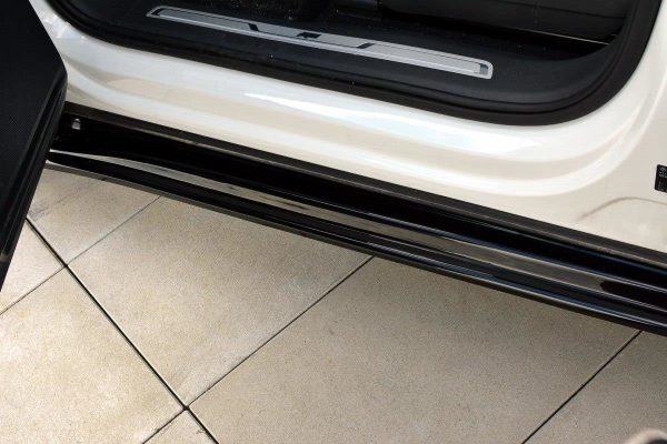 Volkswagen Tiguan Mk2 - Lâminas para embaladeiras | VW-TI-2-RLINE-SD1G | Produto Maxton Design distribuído por Unicartuning. Volkswagen Tiguan Mk2 - Lâminas para embaladeiras | VW-TI-2-RLINE-SD1G | Produto Maxton Design distribuído por Unicartuning.