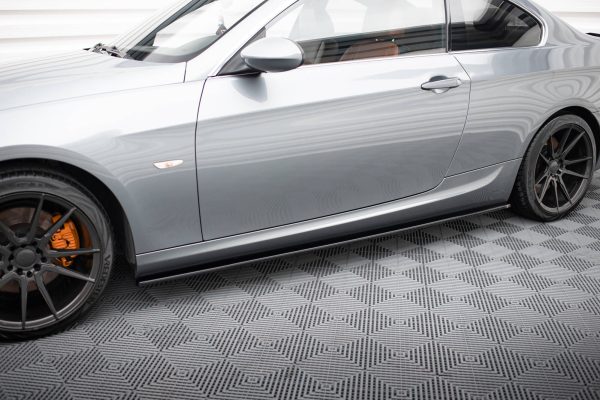BMW M3 Coupé E92 - Lâminas para embaladeiras | BM-3-92-MPACK-SD1G | Produto Maxton Design distribuído por Unicartuning. BMW M3 Coupé E92 - Lâminas para embaladeiras | BM-3-92-MPACK-SD1G | Produto Maxton Design distribuído por Unicartuning.