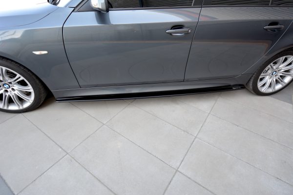 BMW 5 E61 Pack M - Lâminas para embaladeiras | BM-5-60-MPACK-SD1G | Produto Maxton Design distribuído por Unicartuning. BMW 5 E61 Pack M - Lâminas para embaladeiras | BM-5-60-MPACK-SD1G | Produto Maxton Design distribuído por Unicartuning.