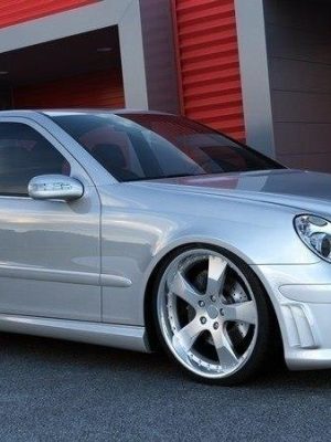 Mercedes-Benz C W203 < AMG 204 Look> - Embaladeiras | ME-C-203-AMG204-S1A | Produto Maxton Design distribuído por Unicartuning. Mercedes-Benz C W203 < AMG 204 Look> - Embaladeiras | ME-C-203-AMG204-S1A | Produto Maxton Design distribuído por Unicartuning.