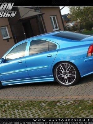 Volvo V70 - Embaladeiras | VO-60-1-S2A | Produto Maxton Design distribuído por Unicartuning.